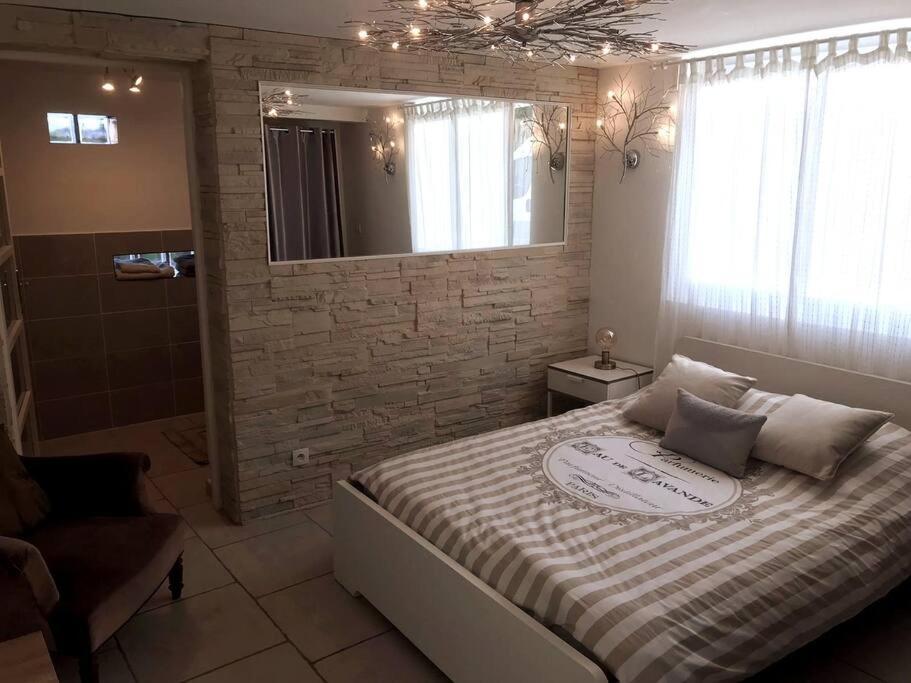 T1 Cosy Apartment Orsay Exterior foto